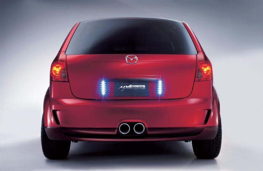  Mazda MX Micro Sport Concept 2004 года  (фото 14 из 20)